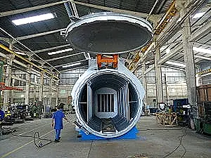 Linde (Autoclave para vidro - vista frontal - porta aberta)